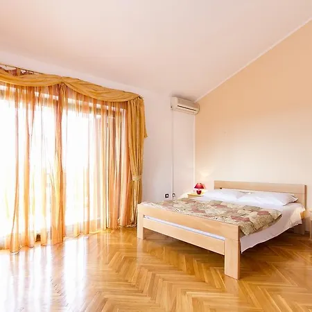 Holiday home House Ivica *